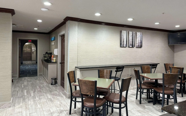 Quality Inn