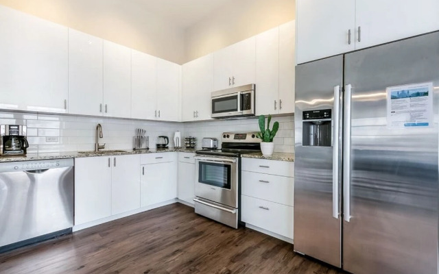 Modern Condo in Downtown New Orleans