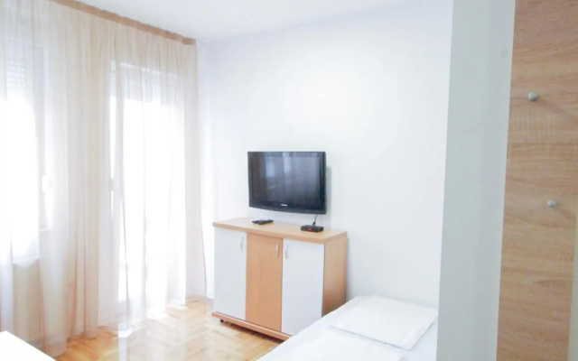 Tiara Apartment 2