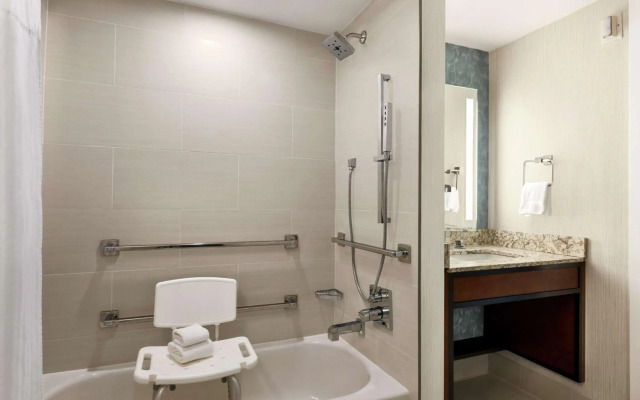 Hilton Garden Inn Carlsbad Beach