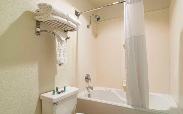 Best Western Windsor Suites