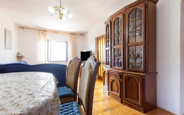 Welcoming Apartment in Tribanj With Terrace
