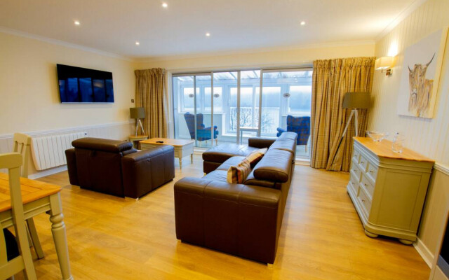 Loch Rannoch Pine Marten Lodge 8