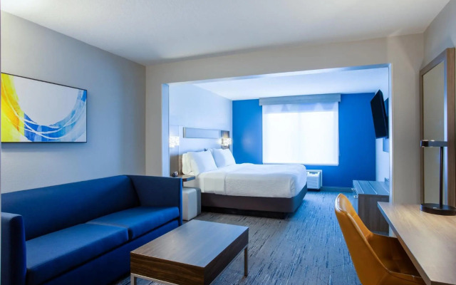 Holiday Inn Express & Suites Bradenton East-Lakewood Ranch by IHG