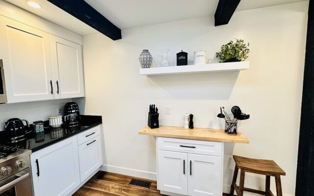 Bespoke Inn Flagstaff