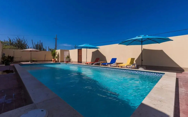 Rooi Santo Studio w King Size Bed Pool