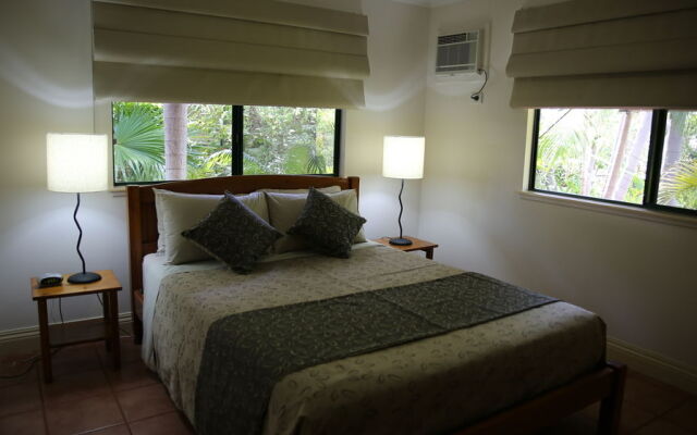 Cocos Beach Bungalows