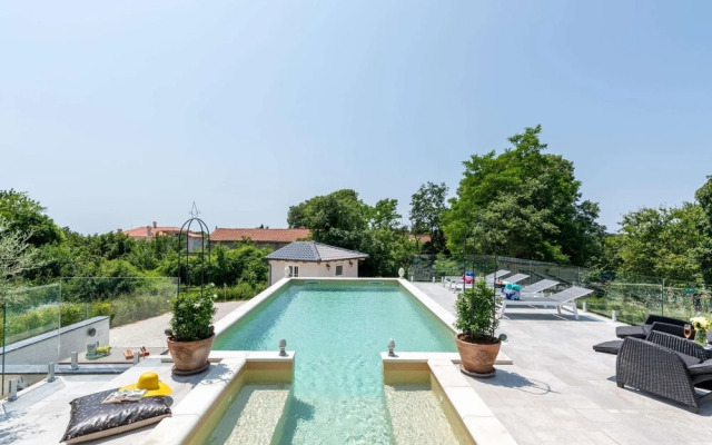 Modern Villa With Swimming Pool and Fenced Garden