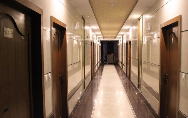 OYO 2238 Hotel Basera Brij Bhoomi