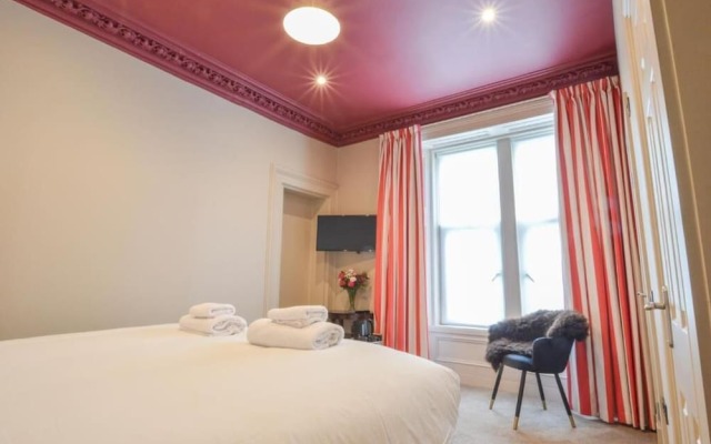 Raniven Guest House