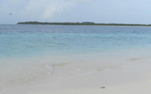 Mulah Surf Camp