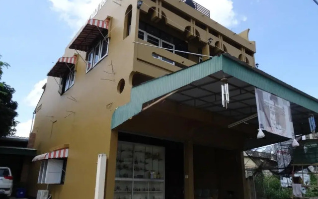 The old Phanburi