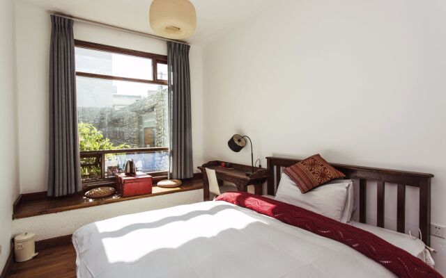 Grandma's Maomaocool Travelling Hotel