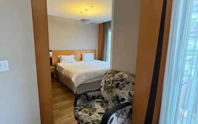 Get a Flat 1202- Stella Vega