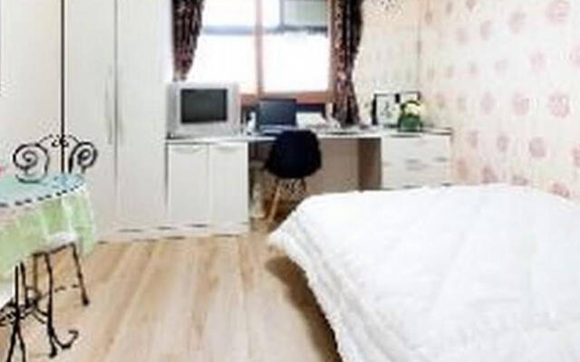 EV Chain Excellent Vill