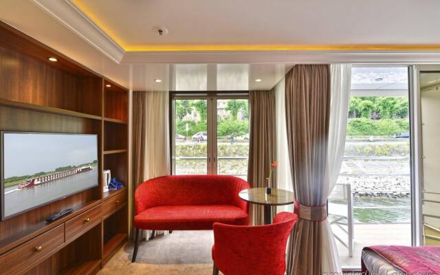 Faircruise Deluxe Hotelship Cologne