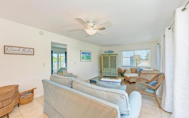 Anna Maria Island Bay Watch Bungalow