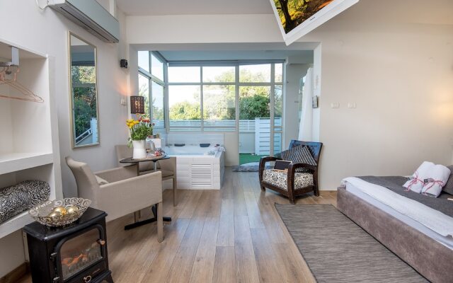 Osnata Boutique Suites
