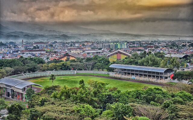 Grand Metro Hotel Tasikmalaya