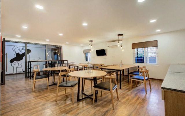 Hotel Santosh Palace