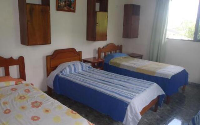 Hostal Limoncocha