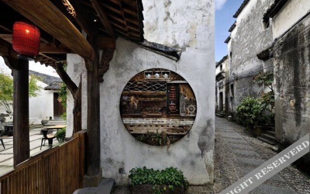 Sansheng Yizhai Hostel