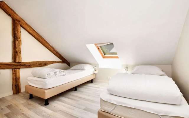 Fine Group House With Sauna Garden