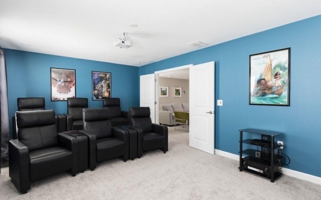 8BR ChampionsGate Pool Home wTheater