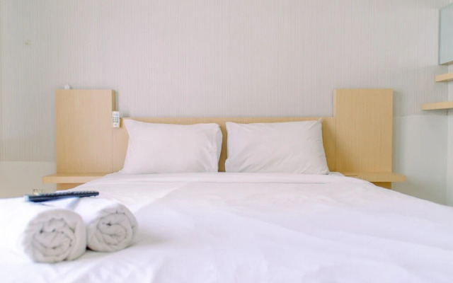 Nice and Comfy Studio Room at Serpong Greenview Apartment