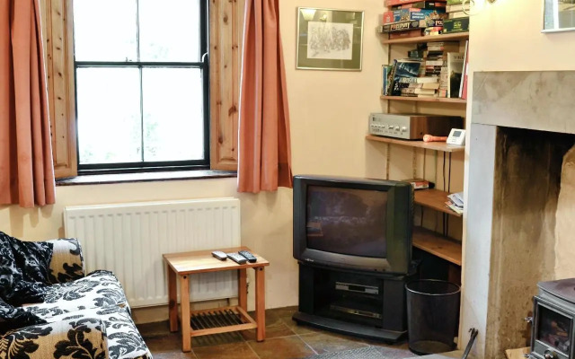 Langcliffe Lock Cottage