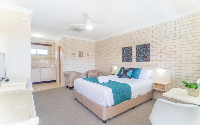 Santa Fe Motel & Holiday Units