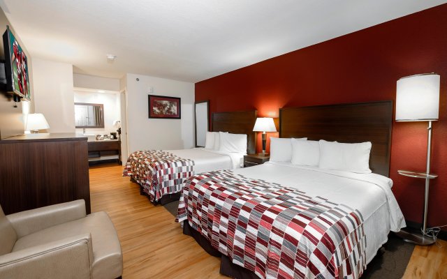 Super 8 by Wyndham Helen