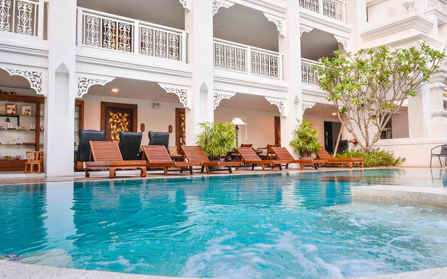 White Boutique Hotel and Spa