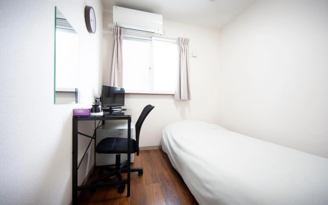 Hotel Chuo Crown – Guest Rooms – Osaka