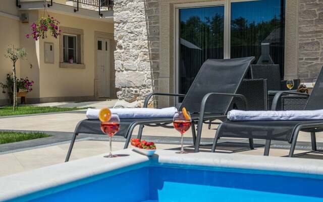 Villa Patrick Comfortable Holiday Residence