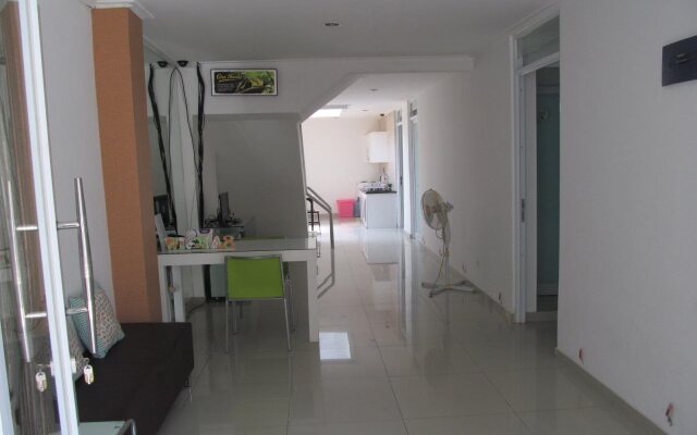Guest House 8