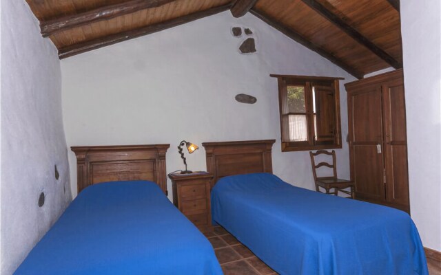 Casa Rural con Piscina Compartida Valleseco I