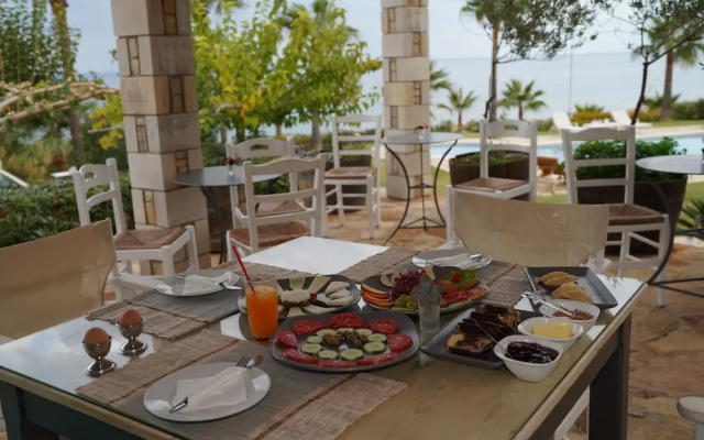 Aneria Suites