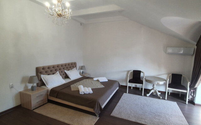 Wine Garden Family Complex