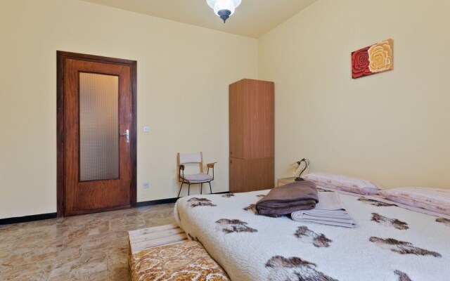 Snug Apartment in Frazione Sessant With Veranda
