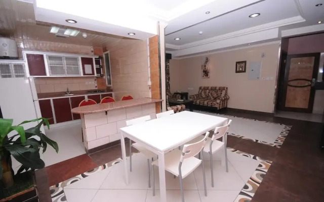 Najmat Manami Azizyya