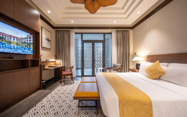 Senna Hue Hotel