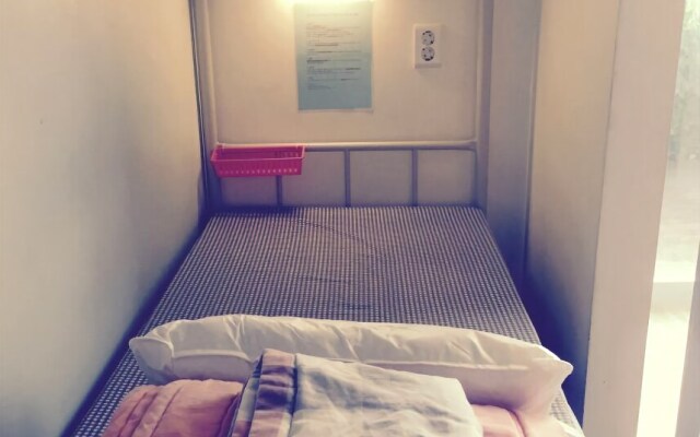 Sanbangsan Hot Spa Guesthouse - Hostel