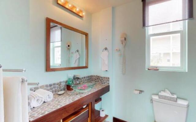 Suite F101 Mara Laguna