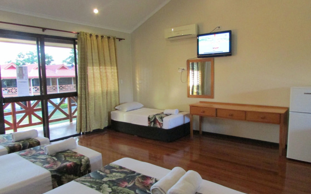 Wailoaloa Beach Resort Fiji