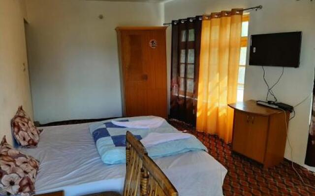 Semnet Guest House