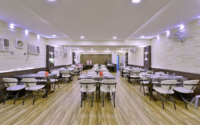 FabHotel Anandam
