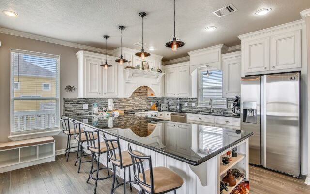 Enchanted Beachfront 3 Bedroom Home