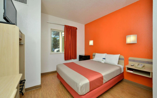 Motel 6 McKinney, TX - North