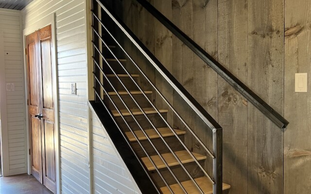 Hideout on the Horseshoe